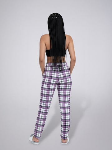 Pantaloncini da pigiama di LEAFLETIC in lilla