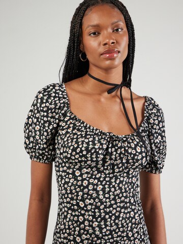 Happiness İstanbul Kleid in Schwarz