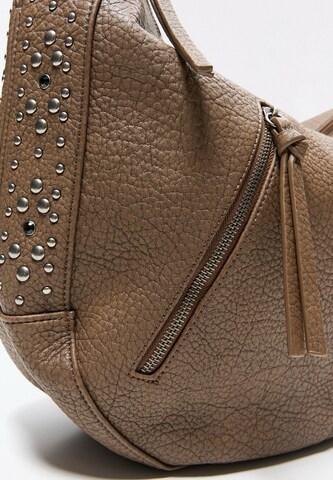 Bershka Schultertasche in Braun