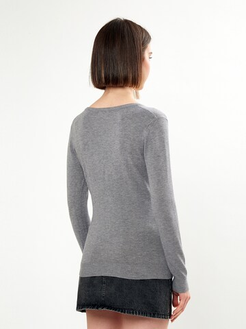 Influencer Knit cardigan in Grey