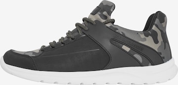 Urban Classics Sneakers in Grey: front