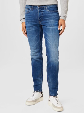 BRAX Slimfit Jeans 'Chris' in Blauw: voorkant