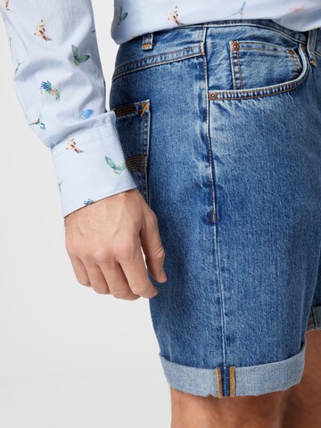 Nudie Jeans Co Regular Shorts 'Josh' in Blau