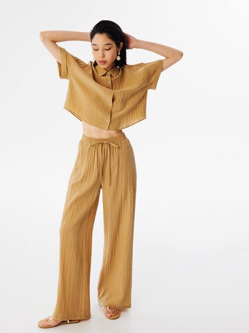 Twist Wide leg Trousers in Green