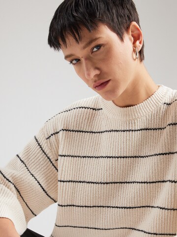 SOAKED IN LUXURY - Jersey 'Winta' en blanco
