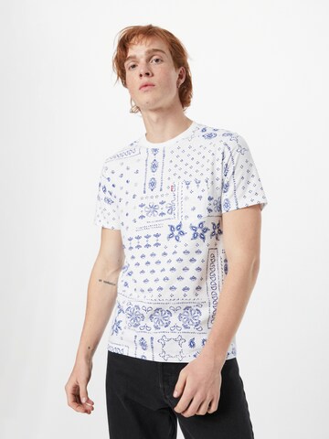 LEVI'S ® Shirt 'SS Classic Pocket Tee' in Wit: voorkant
