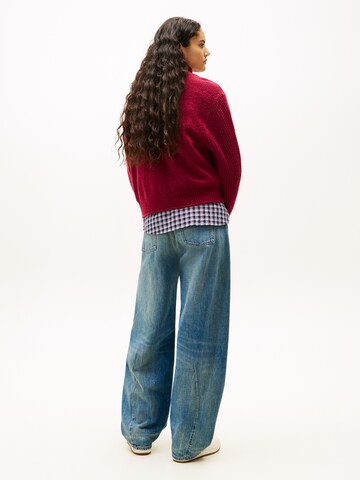 Tommy Jeans Sweater in Purple