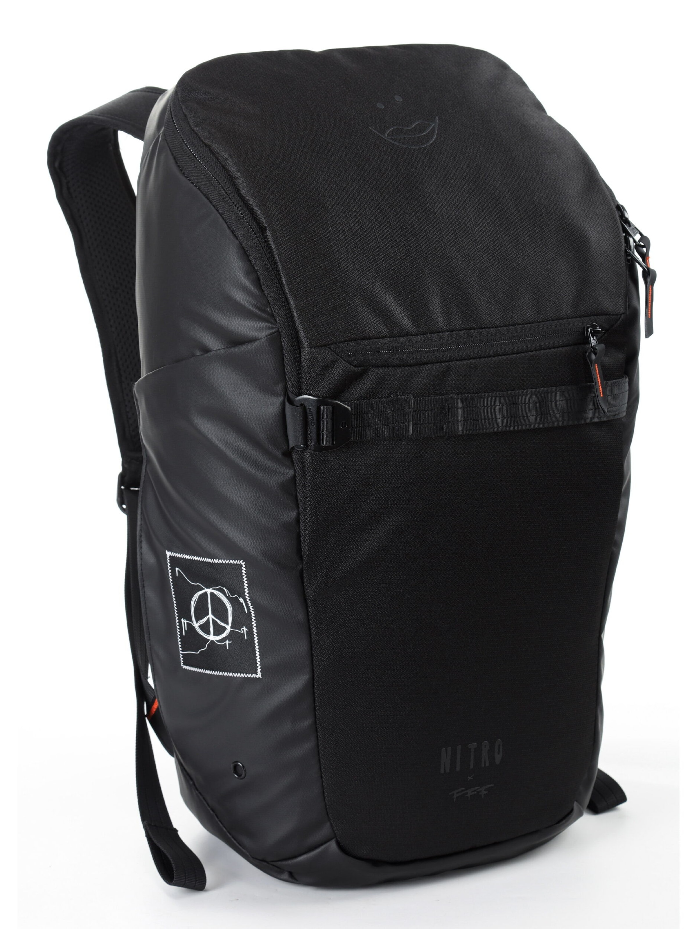 Sac à dos 'Tagesrucksack NIKURO TRAVELER' NITRO en noir