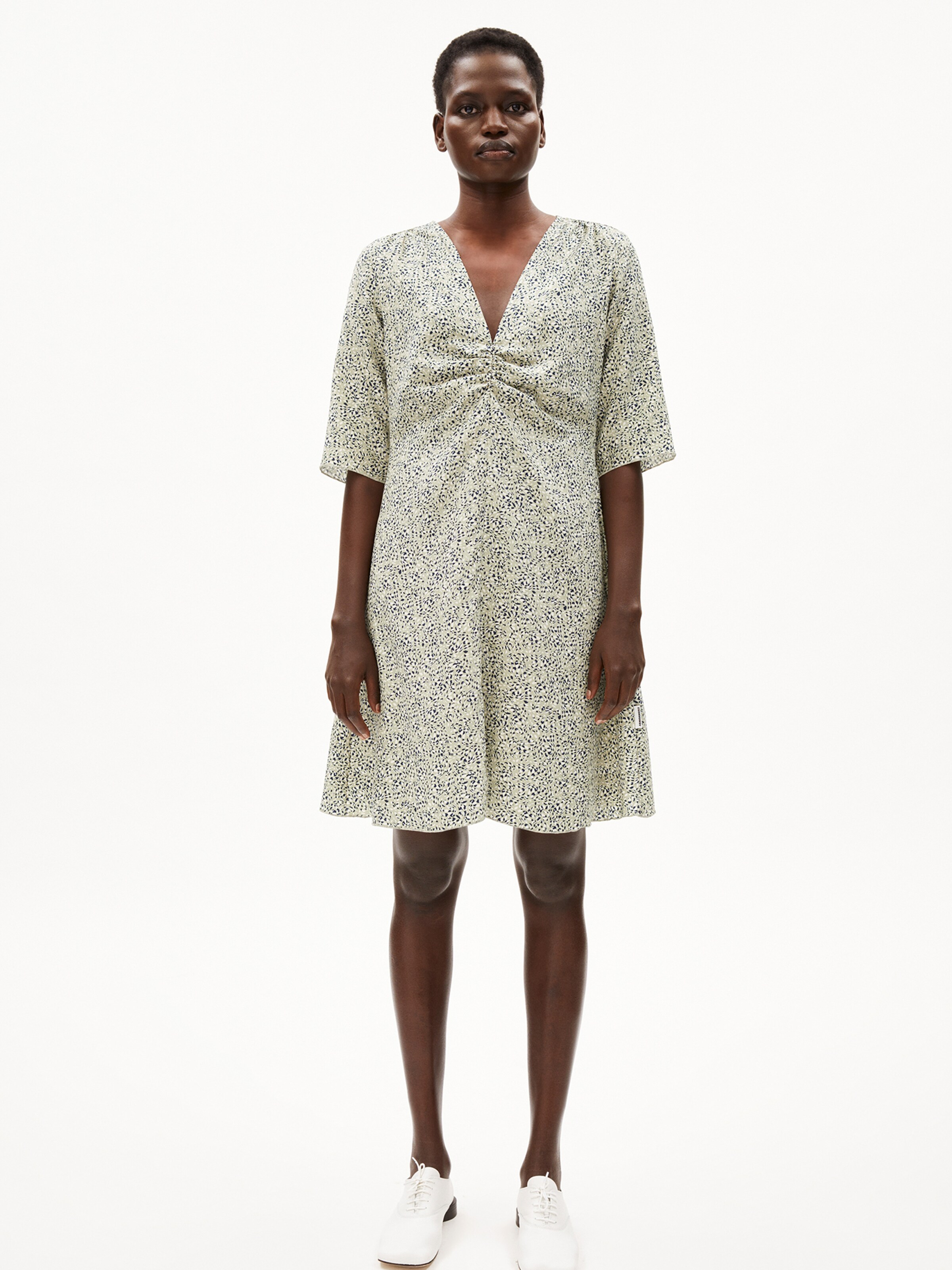 ARMEDANGELS Kleid ' LILAAT WATERDROP ' in Grün: Vorderseite