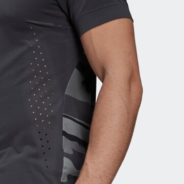 ADIDAS SPORTSWEAR Functioneel shirt 'New York Graphic' in Grijs