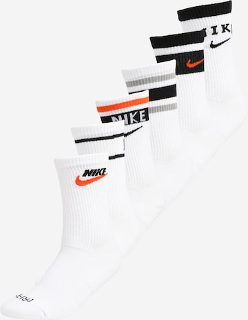 Nike Sportswear Socks in White: front