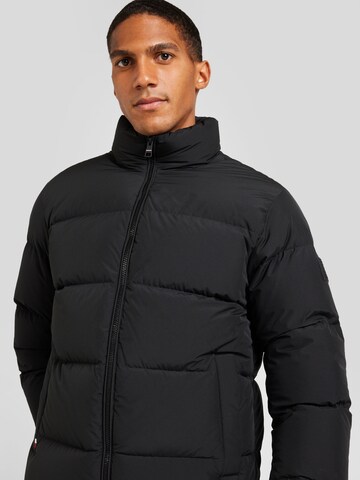 TOMMY HILFIGER - Chaqueta de invierno en negro