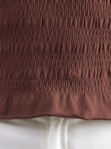 Haut 'Sa44lly' Hailys en marron