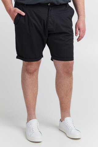 regular Pantaloni chino di !Solid in nero: frontale