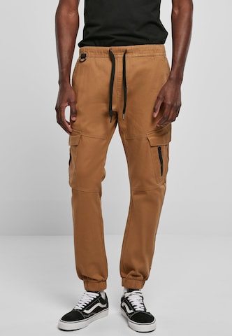 SOUTHPOLE Tapered Cargo Pants in Brown