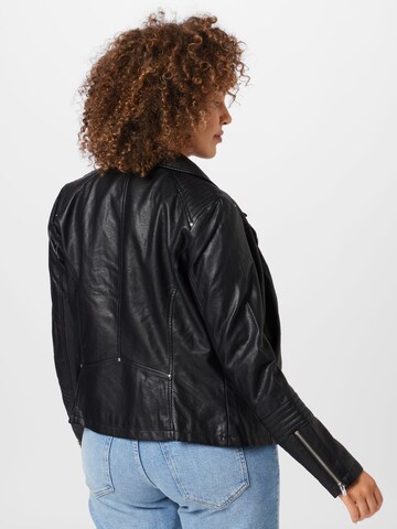 ONLY Curve Between-Season Jacket 'GEMMA' in Black