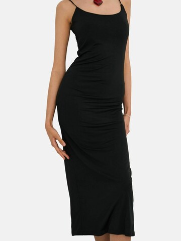 It's May Dress ' Beatrice ' in Black: front