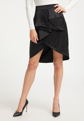 faina Skirt in Black: front