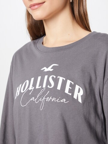 HOLLISTER Футболка в Серый