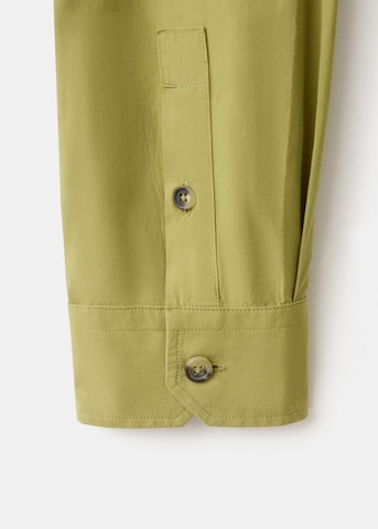 MANGO MAN Regular fit Button Up Shirt 'Marga' in Green