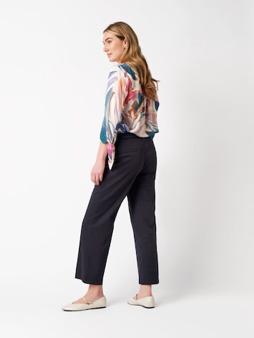 TONI Loose fit Pleated Pants in Blue