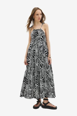 No Matter What Kleid in Schwarz: Vorderseite