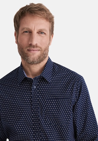 Coupe regular Chemise 'Hugh' Stooker Men en bleu