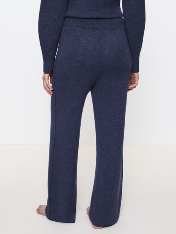 TRIUMPH Pajama pants ' Amourette Cozy Trousers ' in Blue: front