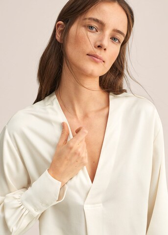 MANGO Blus 'Olivia' i beige