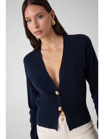 GUESS Pullover in Blau