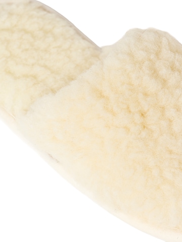 Gottstein Huisschoenen 'Curly Wool' in Wit