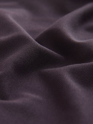 Tricou de la Next pe mov