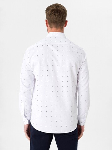 Coupe regular Chemise Dandalo en blanc
