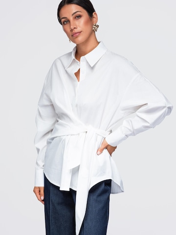 Ombre Blus i vit