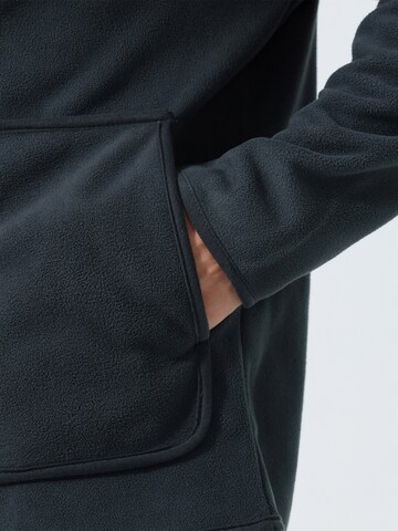 YOUTHUP Between-Season Jacket in Grey