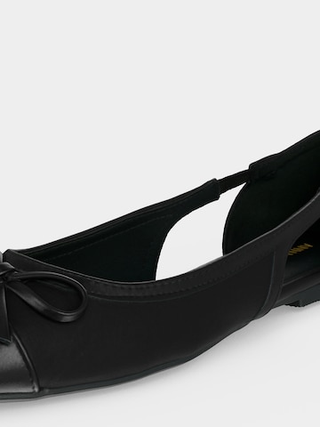Anna Field Ballet Flats in Black