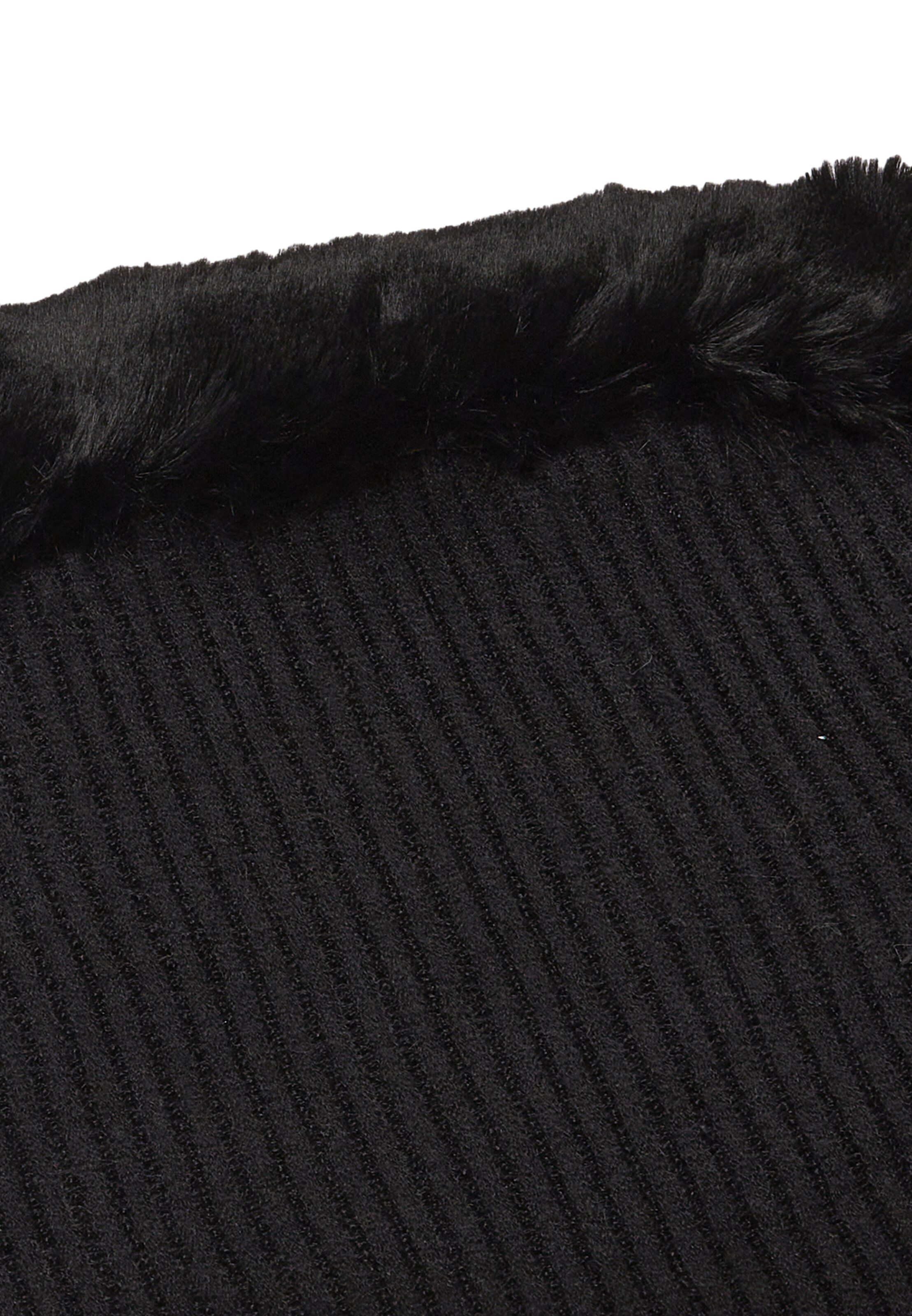 CHANI - Capa em preto