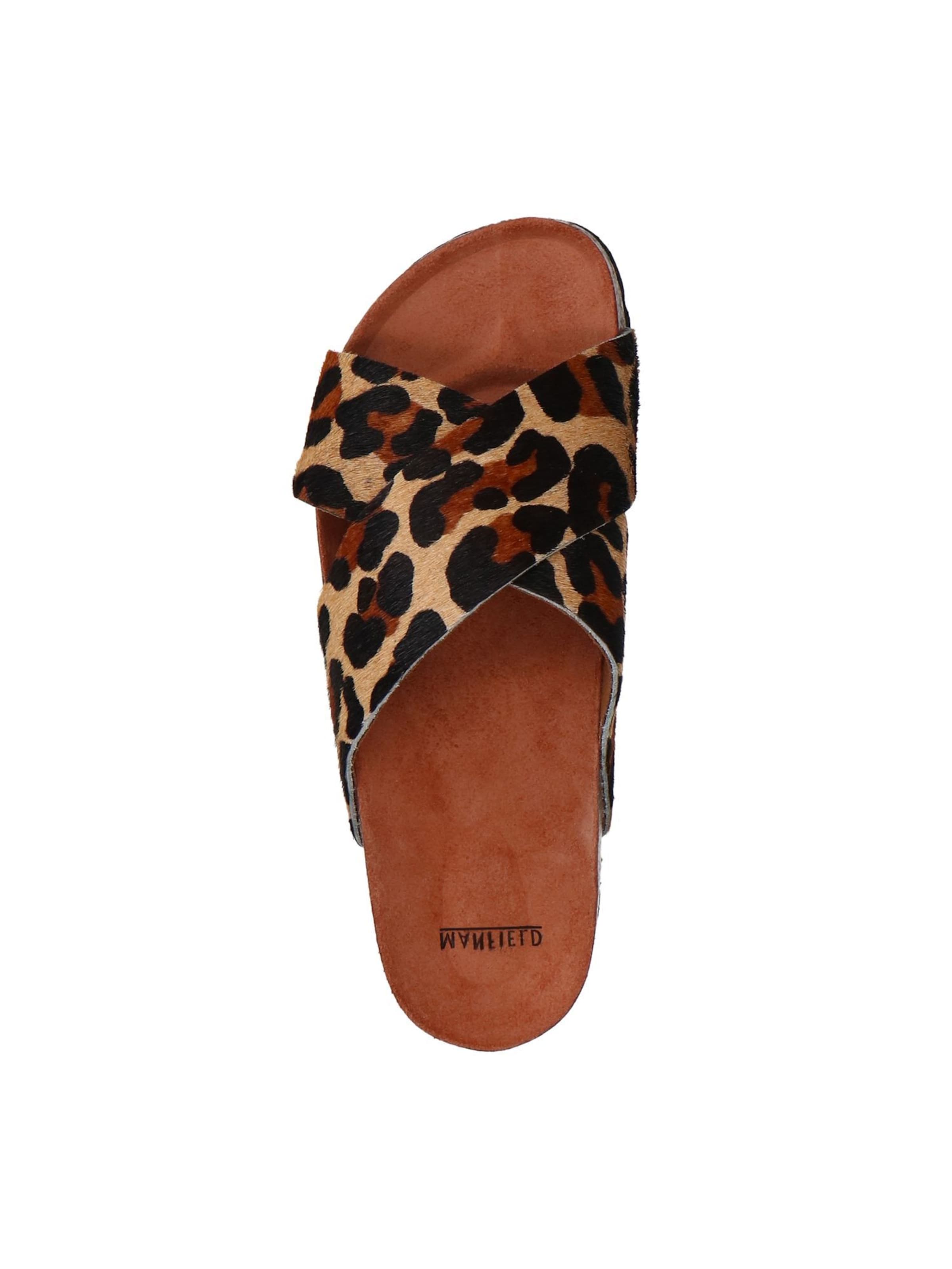 MANFIELD Mules in Beige