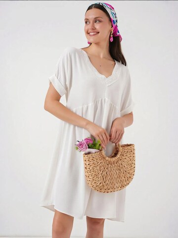 Abito di Bigdart in bianco