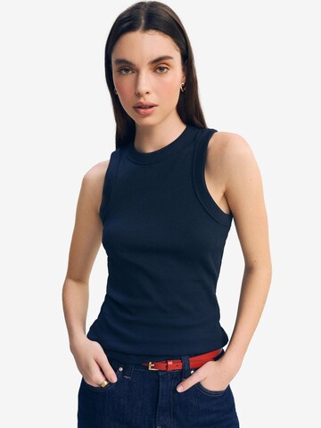 Next - Top en azul: frente
