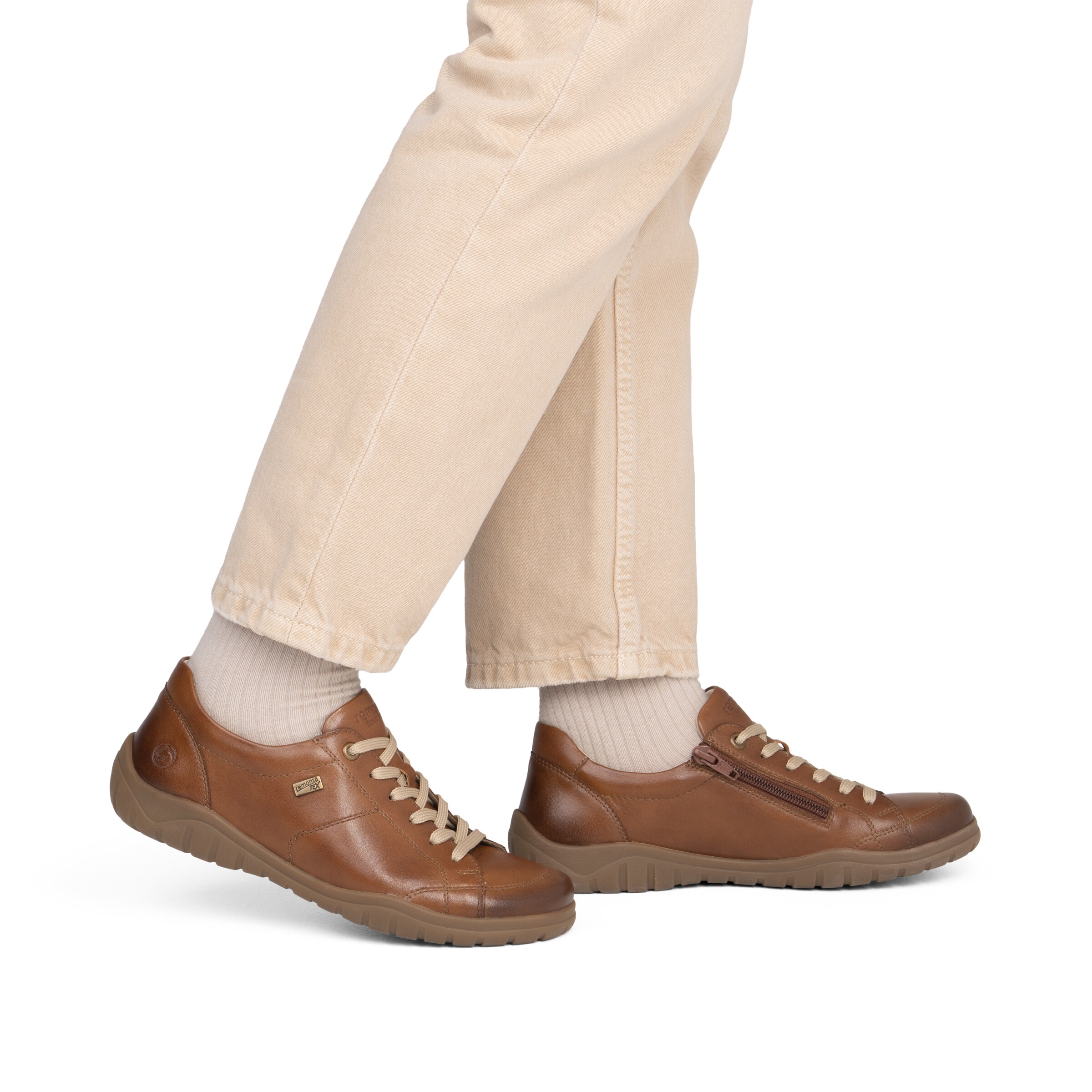 Chaussure de sport à lacets REMONTE en marron