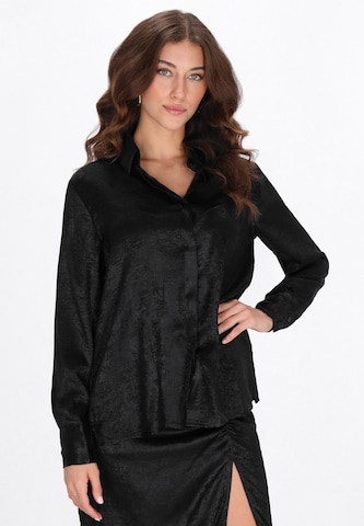 faina Blouse in Zwart: voorkant