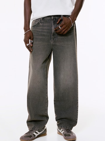 Pull&Bear Luźne Jeansy w kolorze czarny: przód