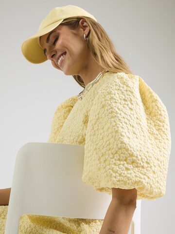 Noella Klänning 'Reno Pastis' i gul