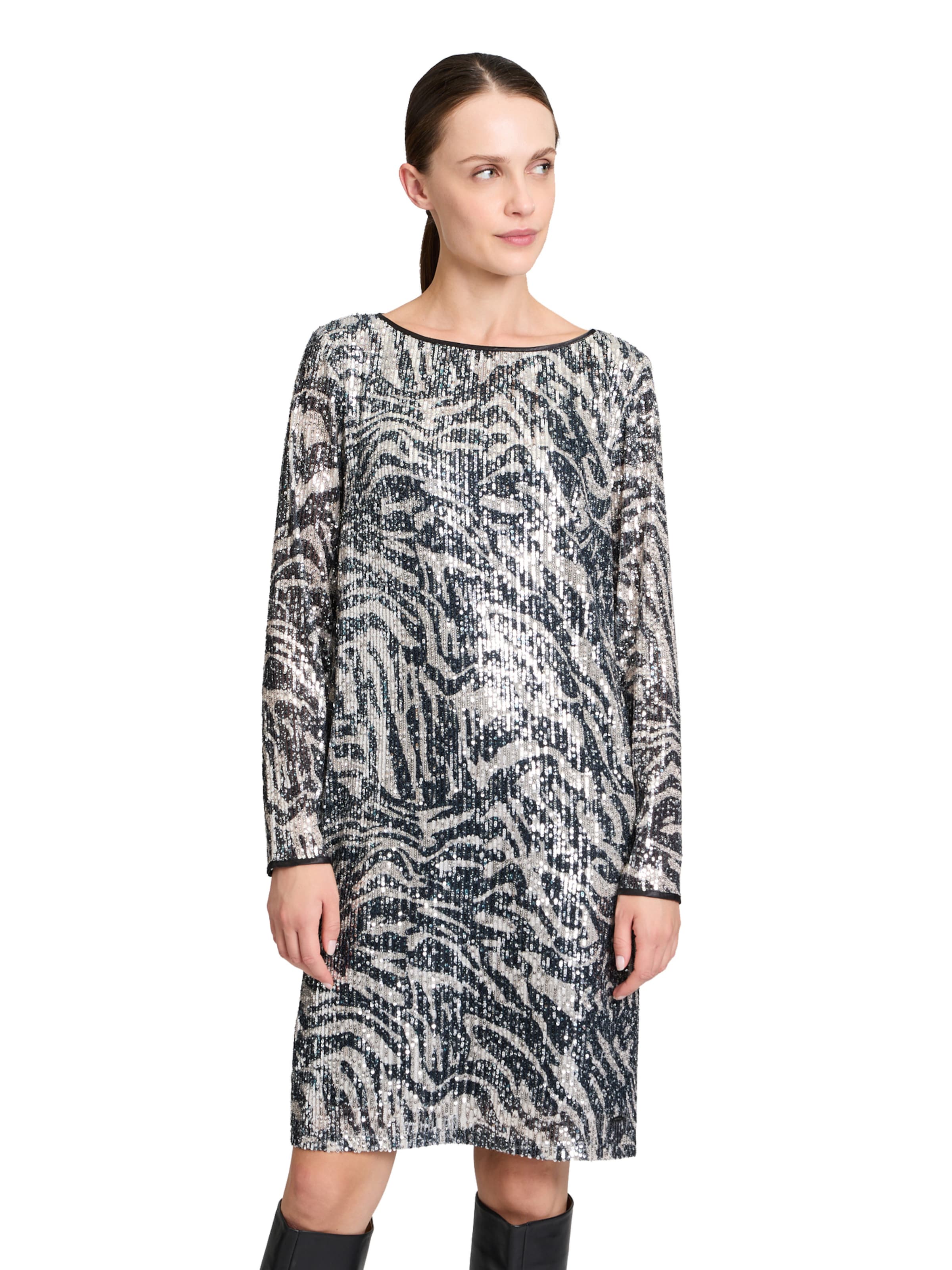 Betty & Co Cocktail dress in Black: front