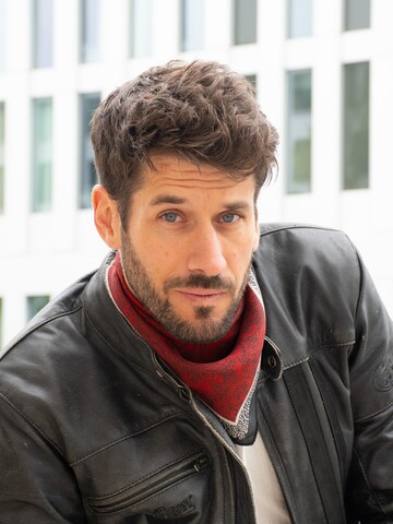 MayTree Schal‌‌‌ in Rot