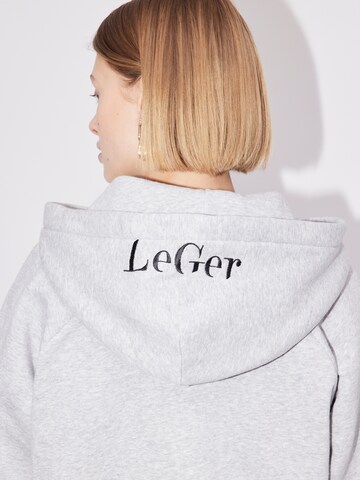 LeGer by Lena Gercke Sweatshirt 'Hayley' in Grijs