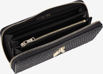 PATRIZIA PEPE Wallet in Black