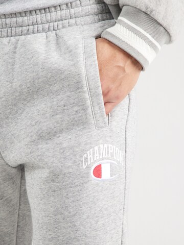 Tapered Pantaloni di Champion Authentic Athletic Apparel in grigio