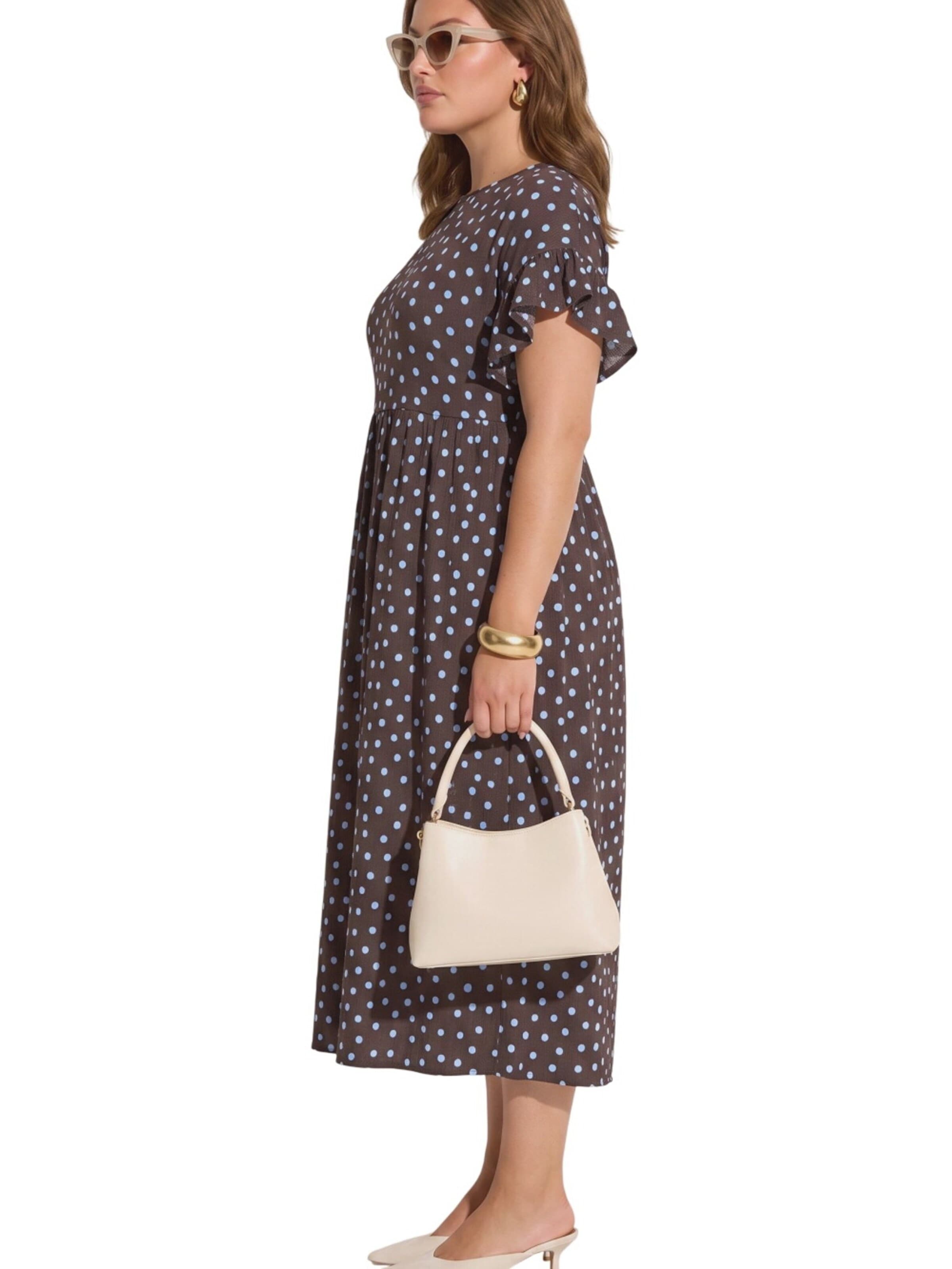 Shape Of You Jurk in Bruin